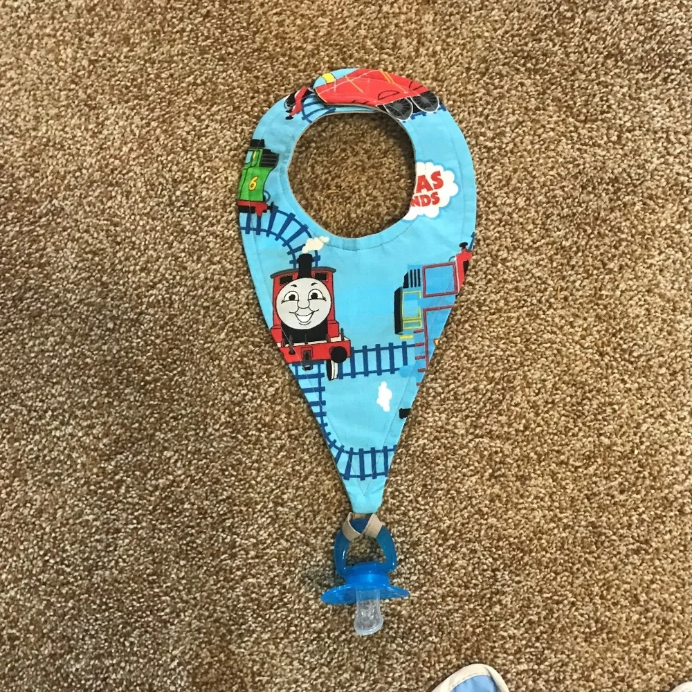Bundle of 5 boy bibs